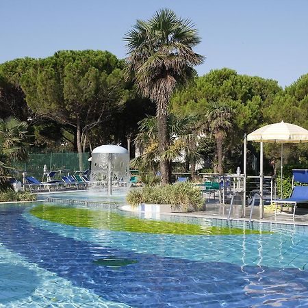 Hotel Delle Nazioni Lignano Sabbiadoro Exterior foto