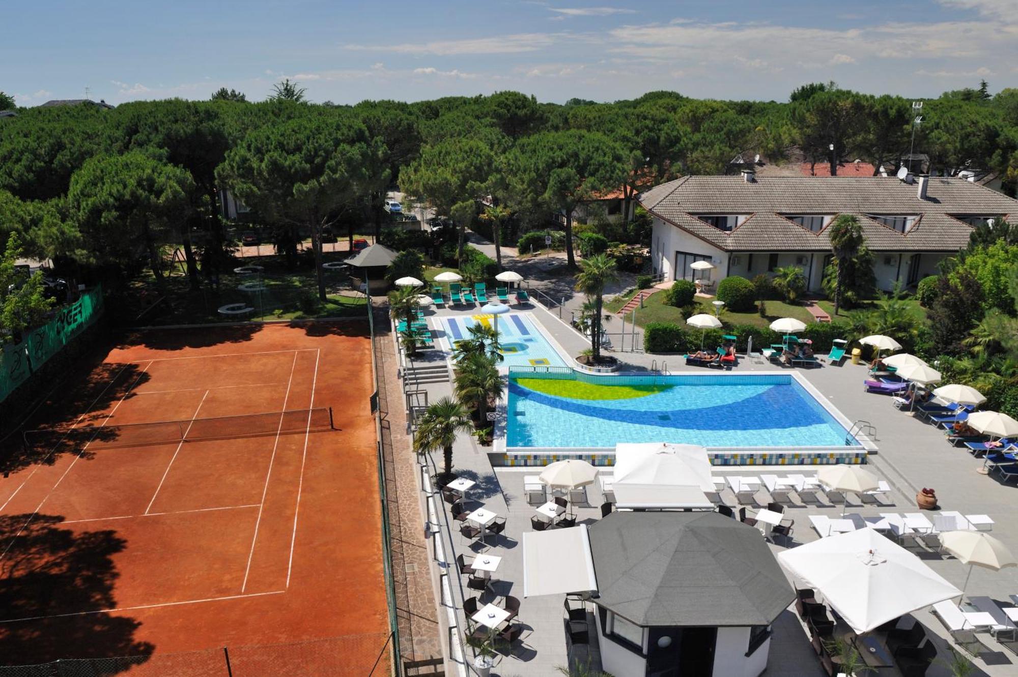 Hotel Delle Nazioni Lignano Sabbiadoro Exterior foto