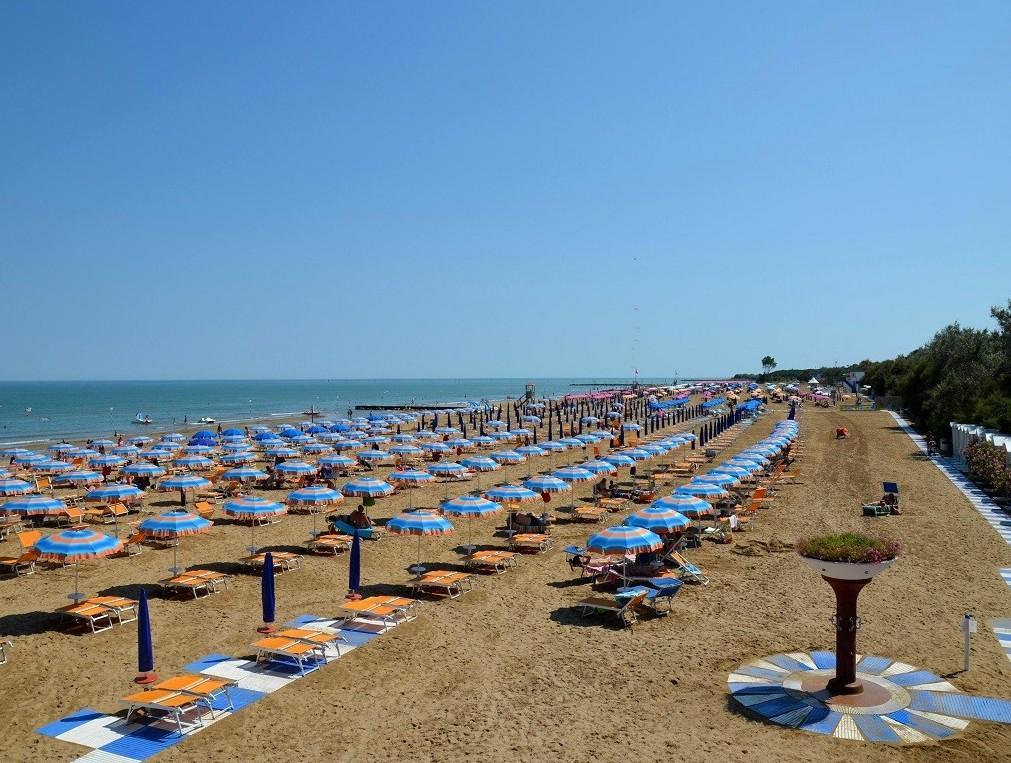 Hotel Delle Nazioni Lignano Sabbiadoro Exterior foto